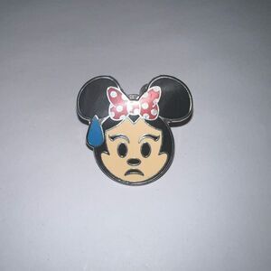 2017 Disney MINNIE MOUSE Emoticon "Fretting" Disney Trading Pin w Mouse Ears Bac